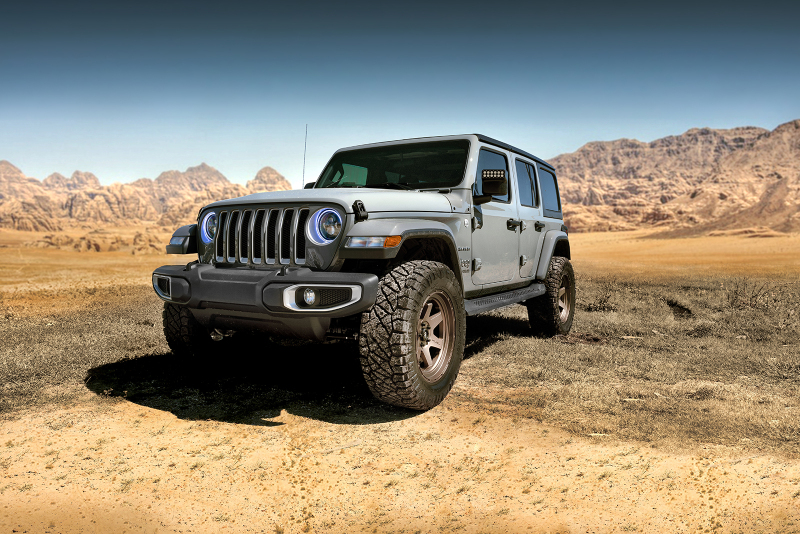 Jeep Gladiator Headlight Assemblies - ORACLE Lighting - 7in. High Powered LED with Pre-Installed ORACLE Halo Rings - White - `19-`27